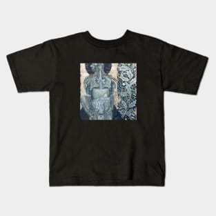 Torn a sunder Kids T-Shirt